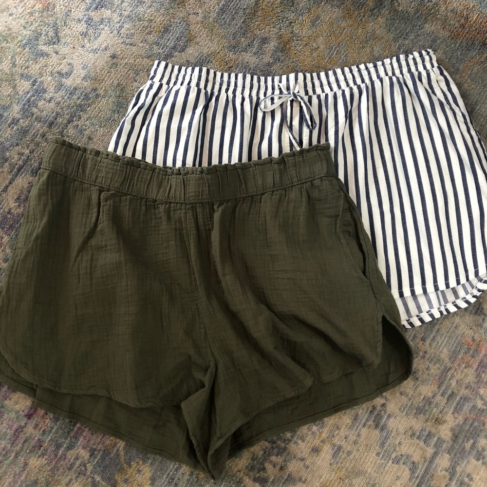 2 pair Shorts EUC